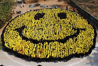 local/cache-vignettes/L340xH228/smiley-face-f1d18772-92b16.jpg?1745947238
